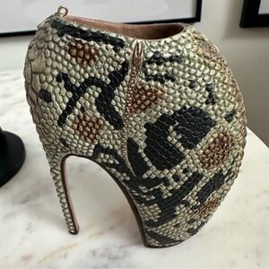 Alexander McQueen Savage Beauty Armadillo Shoe Ornament- includes box & COA